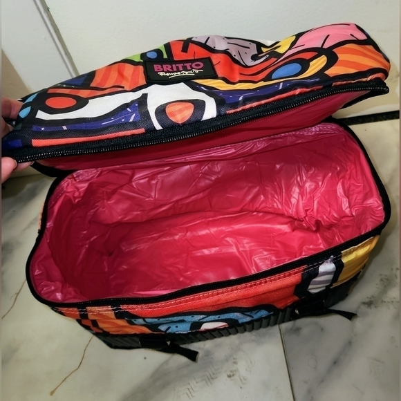 ROMERO BRITTO Authentic Large Drawstring Nylon BackPack / Lunch Bag Combination - Picture 13 of 16